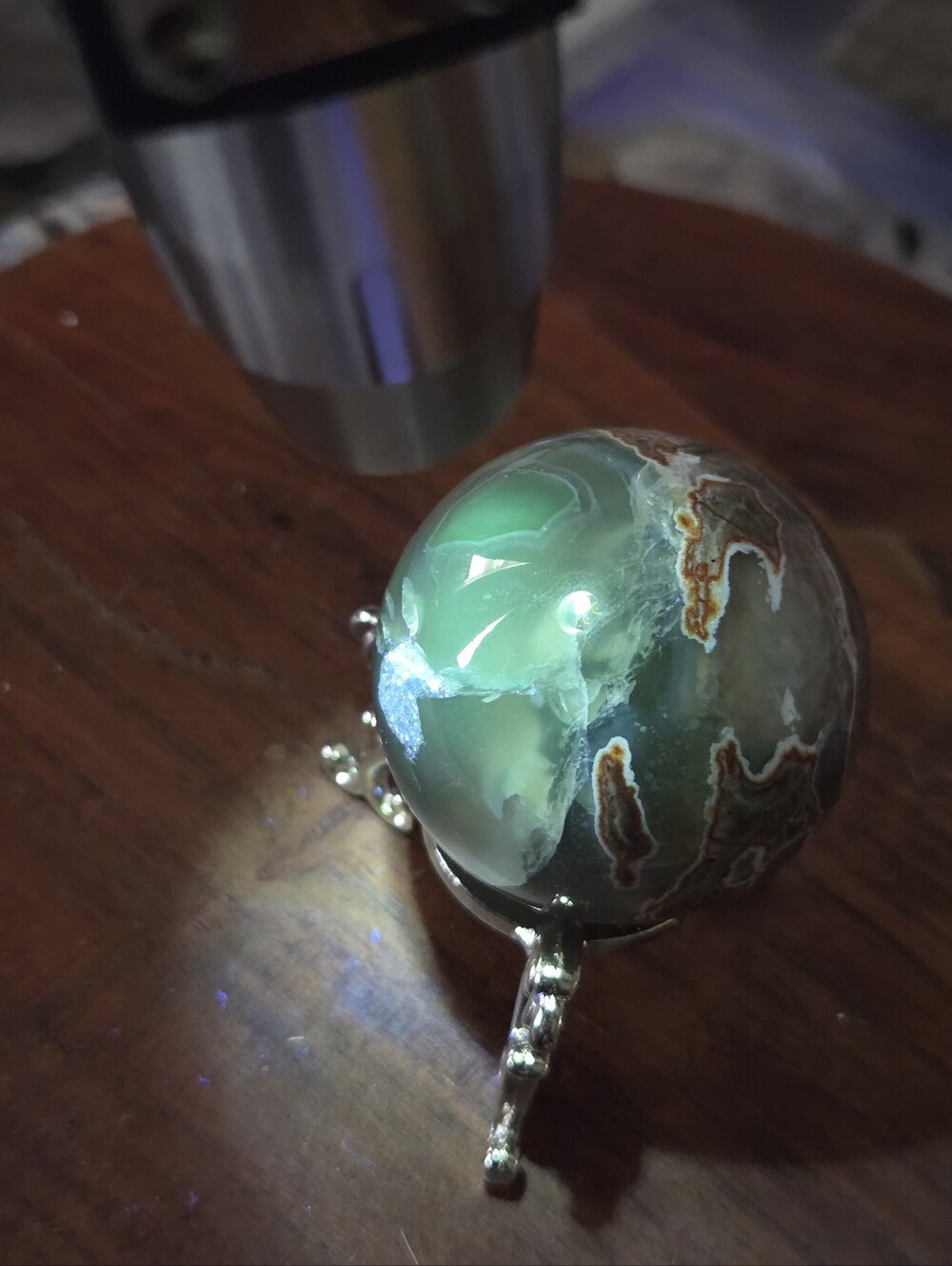 Volcano Agate Sphere (Uv Reactive) Stabilty - Picture 6 of 7